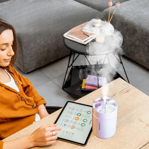 portable mini humidifier desk office travel (Black & white)